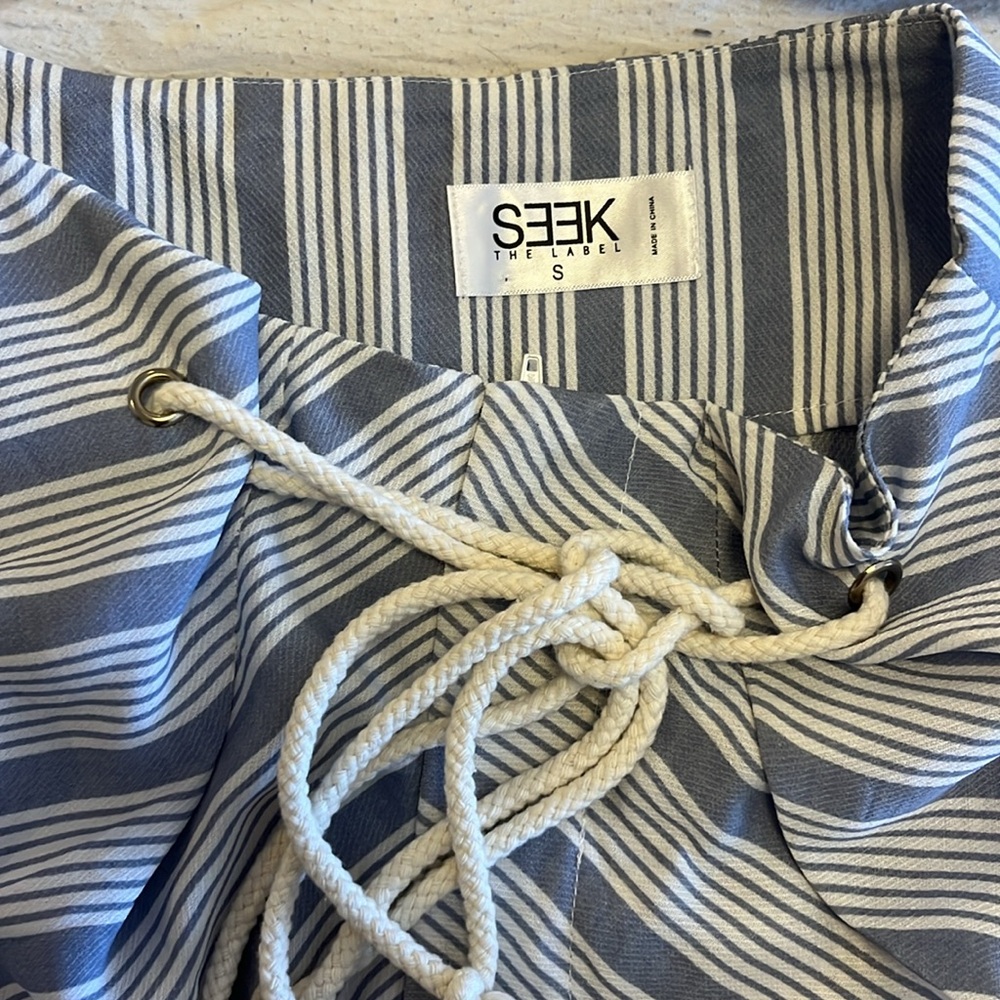LF set - Picture 2 of 4